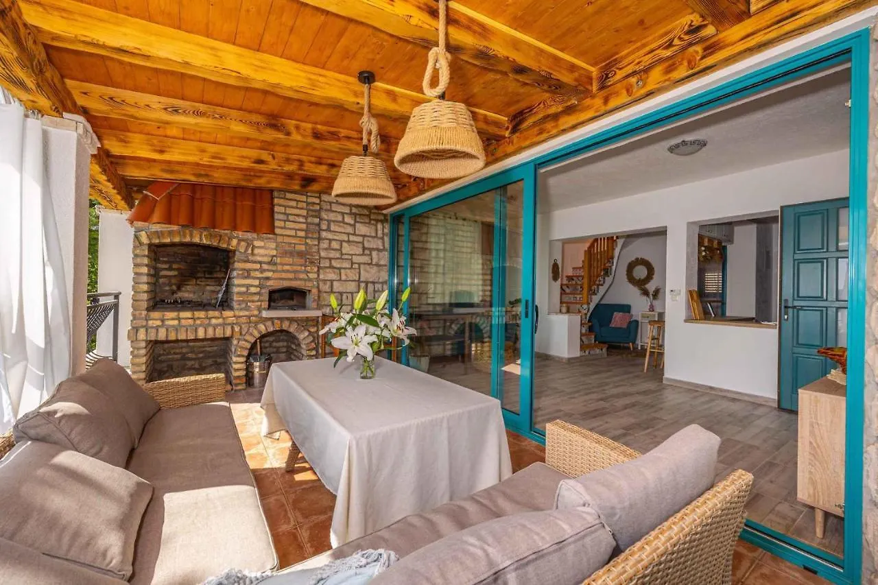 Holiday Home In Jadranovo 43076