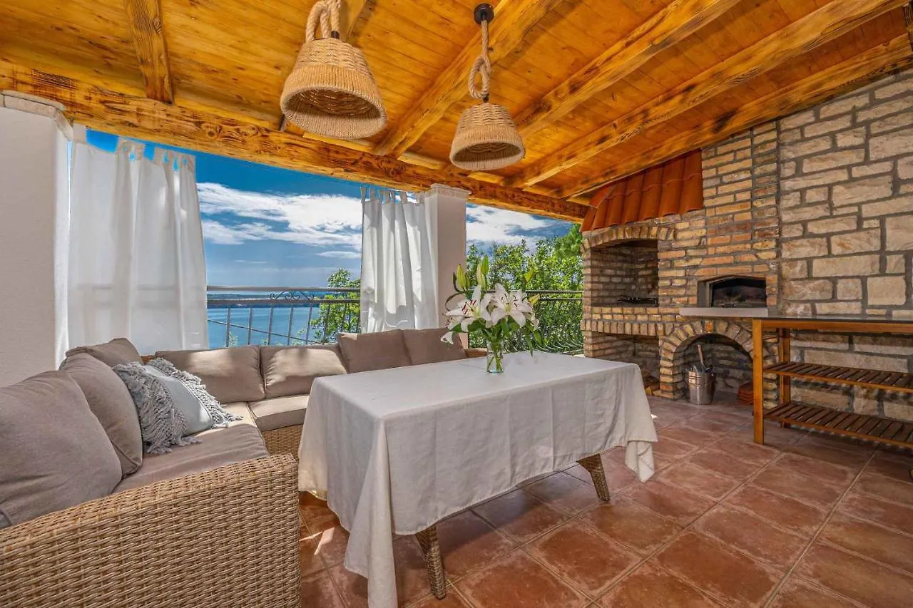 Holiday Home In Jadranovo 43076 Croatia
